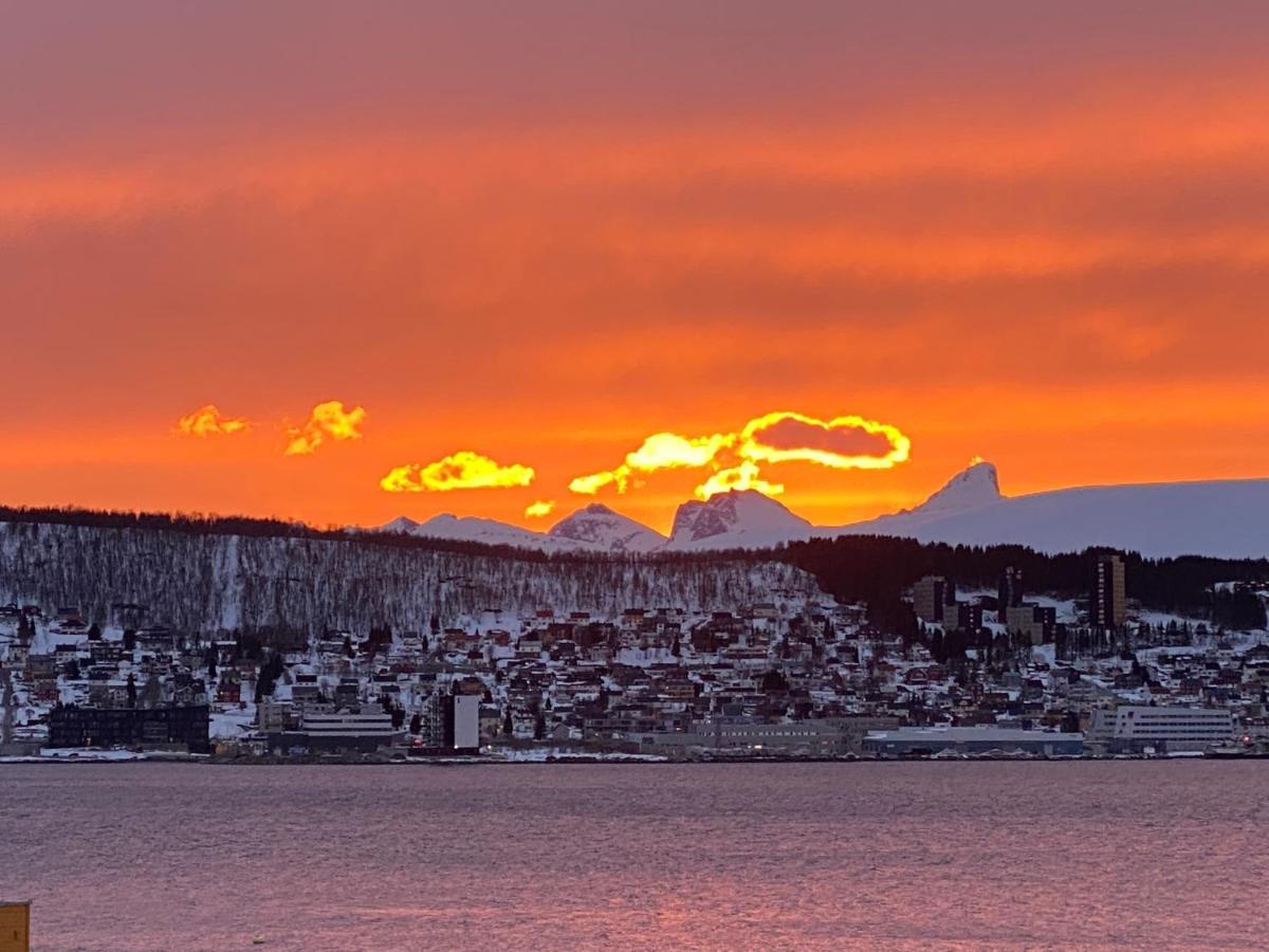 Appartamento Polar Arctic View - Free Parking! Tromsø Esterno foto