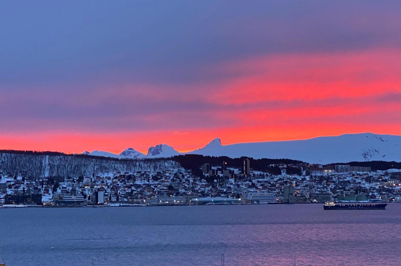 Appartamento Polar Arctic View - Free Parking! Tromsø Esterno foto